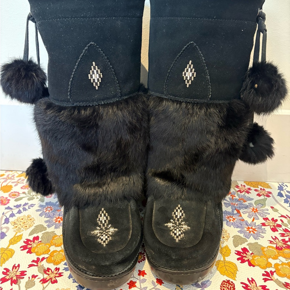 Manitobah Mukluks fur winter boots